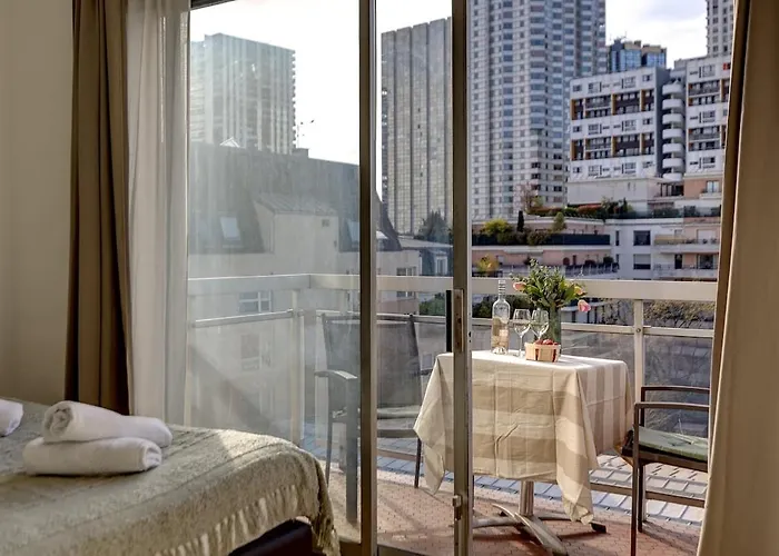 Eiffel Apolline Apartmán