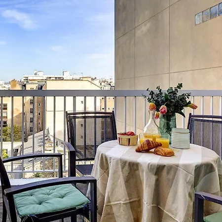 Апартаменты Eiffel Apolline *